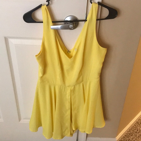 Yellow Charlotte Russe Romper - Picture 2 of 3